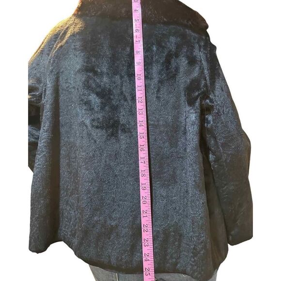 Vintage
1950s/1960s dark navy blue sculpted velour jacket. - Picture 8 of 11